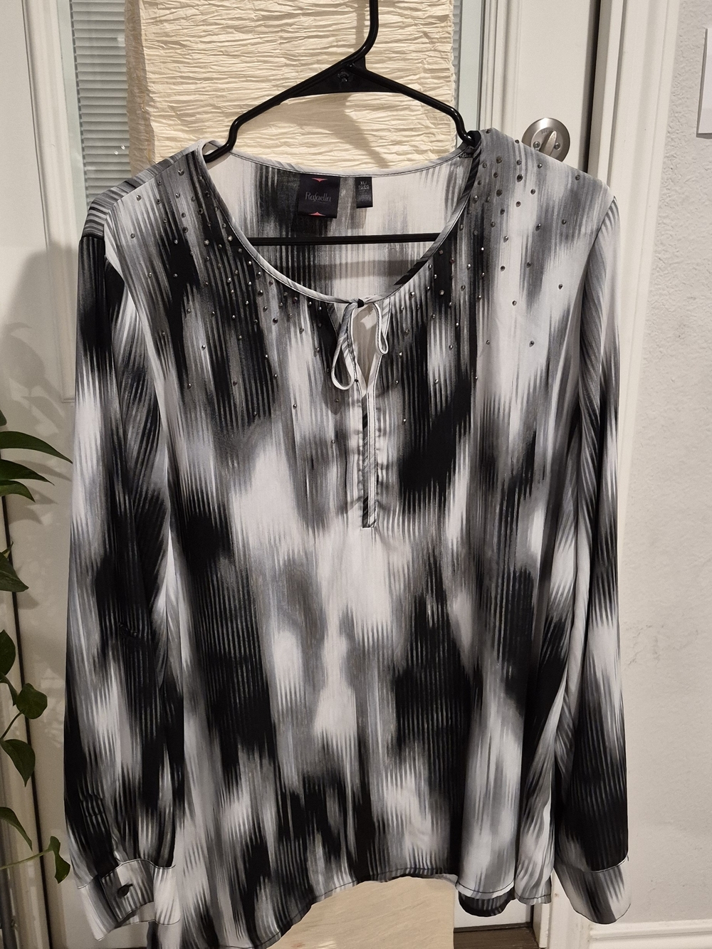 Rafaella Black & White Tie-Dye Stud-Trim Long-Sleeve Blouse